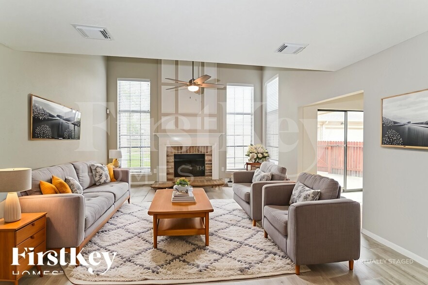 Building Photo - 2017 Spinnaker Dr