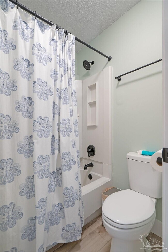 Building Photo - 5001 Grande Dr