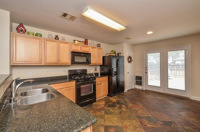 Building Photo - 12022 Mallard Stream Ct