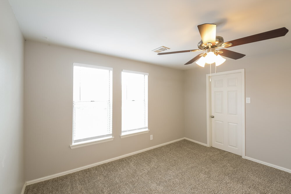 Building Photo - 9554 Milwaukee Ct