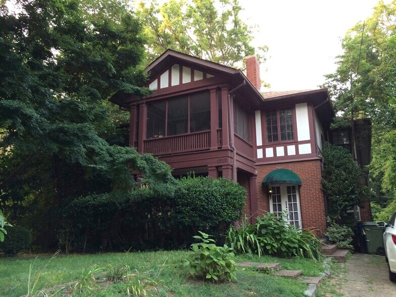 Building Photo - 1212 Virginia Ave. NE