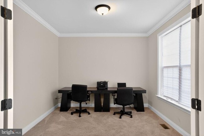 Building Photo - 7986 Benjamin Stoddert Ct