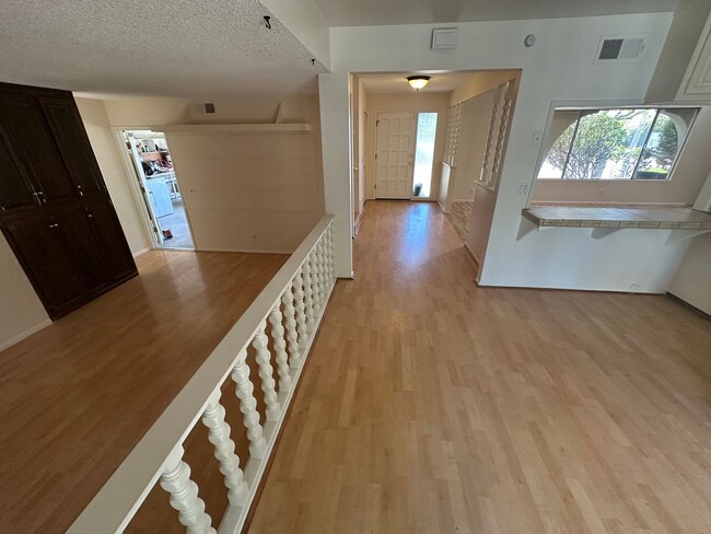 Building Photo - 4 Bedroom 2 Bath Home in Orcutt
