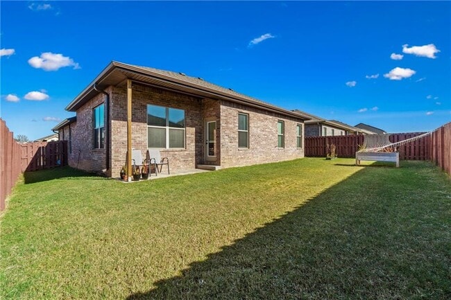 Building Photo - 2061 Periwinkle Pl