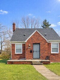 Building Photo - 14274 Kilbourne Ave