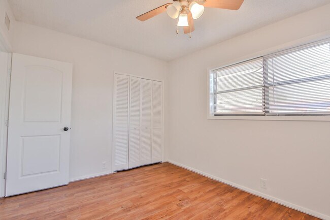 Building Photo - 2727 66th St