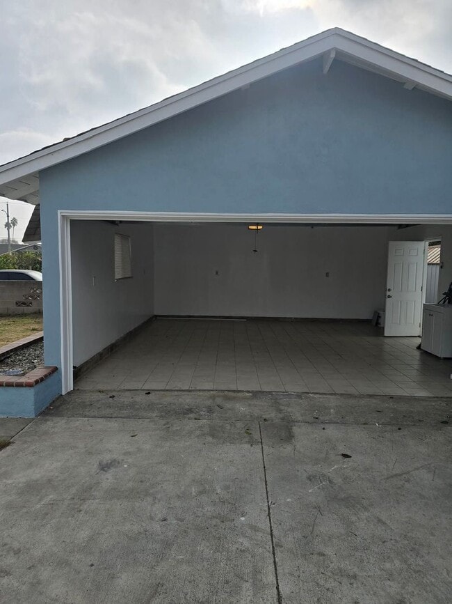 Building Photo - Beautiful Rental in Stanton for Lease