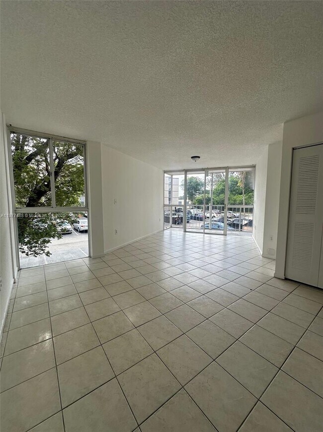 Building Photo - 7125 NW 186th St