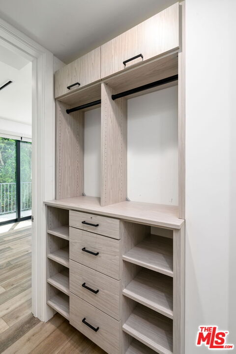 Building Photo - 621 Huntley Dr