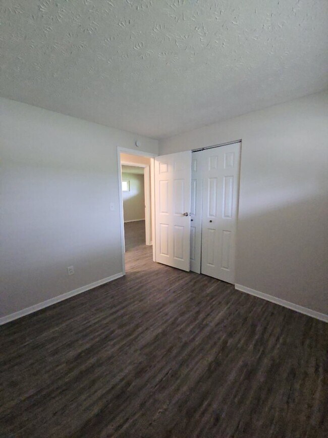 Building Photo - 5612 Harshmanville Rd