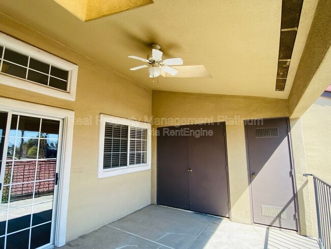 Building Photo - 8153 N Cedar Ave