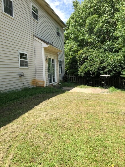 Backyard - 103 Shephard Hill Dr