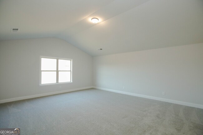 Building Photo - 452 Hellen Vly Dr