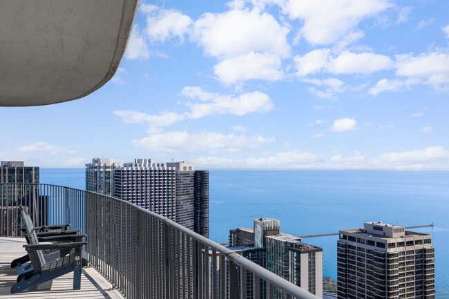 Building Photo - 225 N Columbus Dr