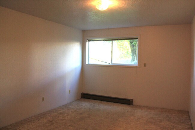 Building Photo - 1432