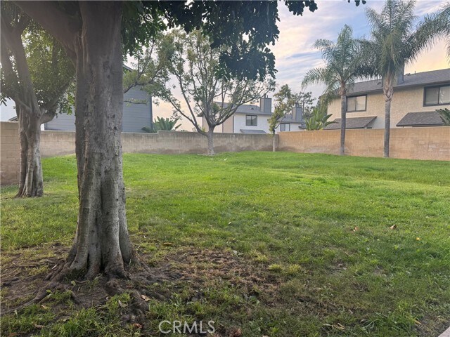 Building Photo - 301 W Mountain View Ave