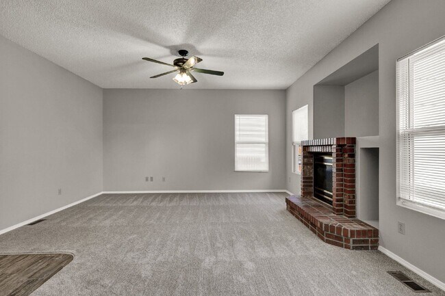 Building Photo - 8720 Massey Cir