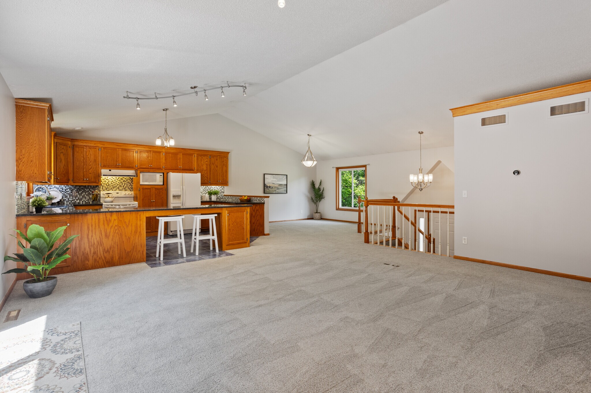 Building Photo - 18525 County Road 24