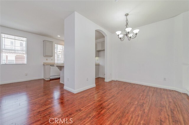 Building Photo - 216 Timberwood
