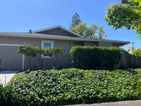 Building Photo - 5200 Piedmont Dr