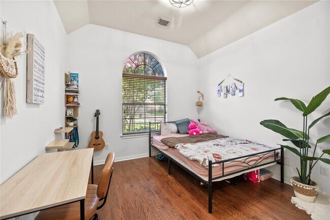 Building Photo - 13610 Braydon Bend Dr