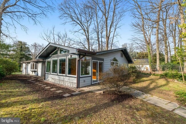 Building Photo - 7141 Oak Ridge Rd