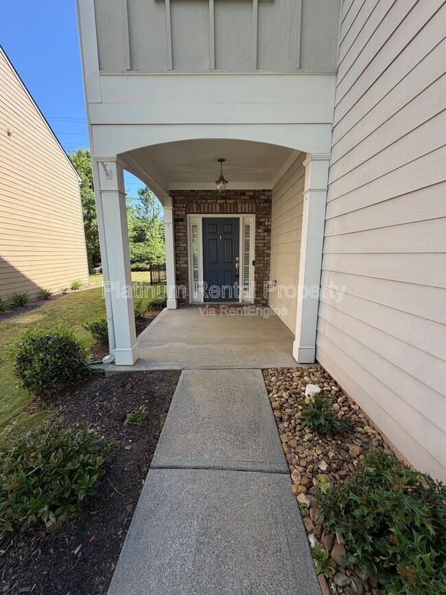 Building Photo - 5555 Falls Landing Dr