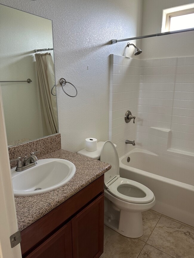 Building Photo - 5270 Eagle View Rd