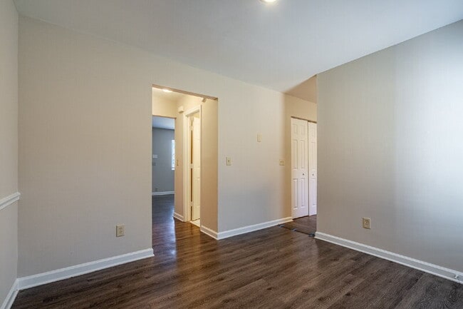 Building Photo - 1108 Cousins Rd