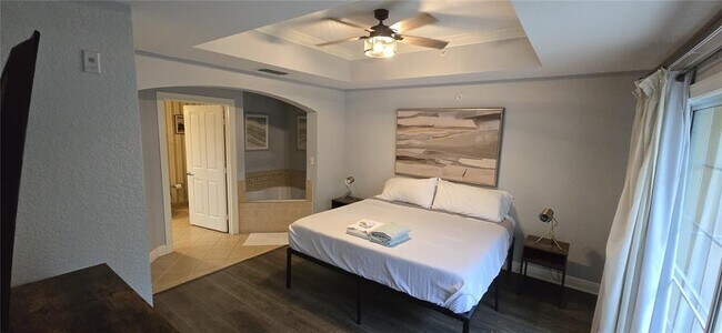 Building Photo - 1310 Seven Eagles Ct
