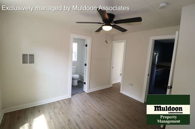 Building Photo - Affordable 1 bed 1 bath remodeled and read...