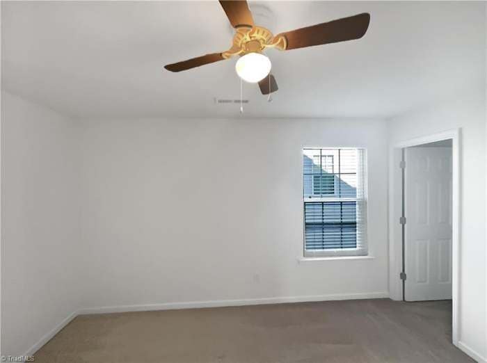 Building Photo - 2102 Longburn Dr