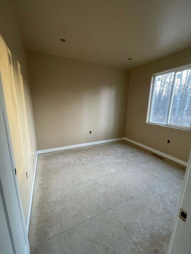 Building Photo - 7493 N Paw St