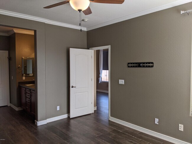 Building Photo - 21019 E Avenida Del Valle