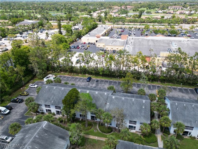 Building Photo - 1901 Courtyard Way