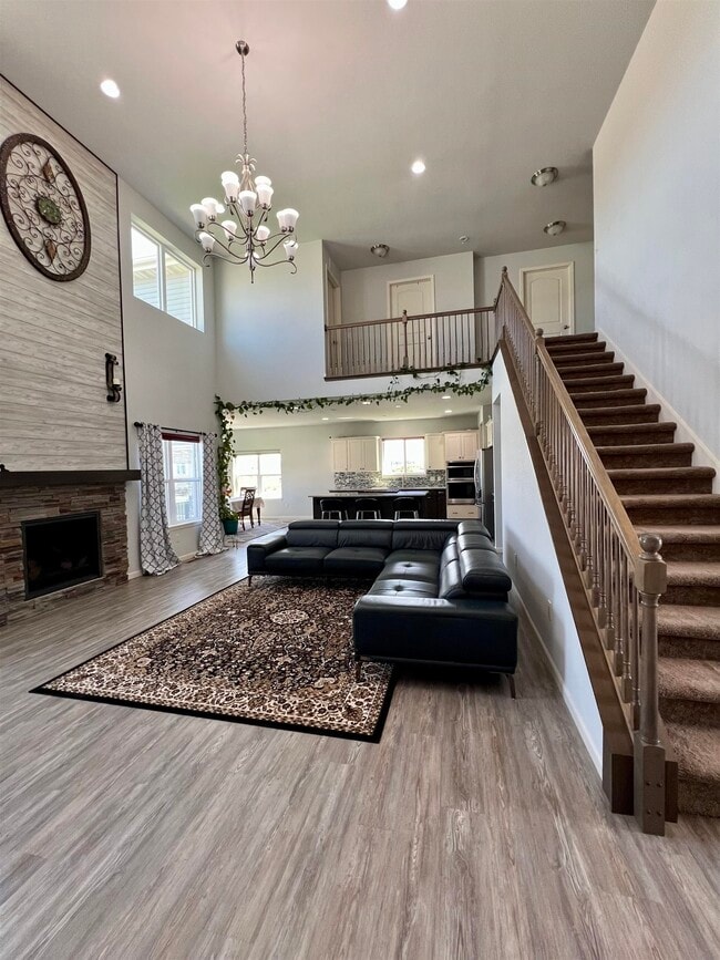 Building Photo - 369 Bella Way