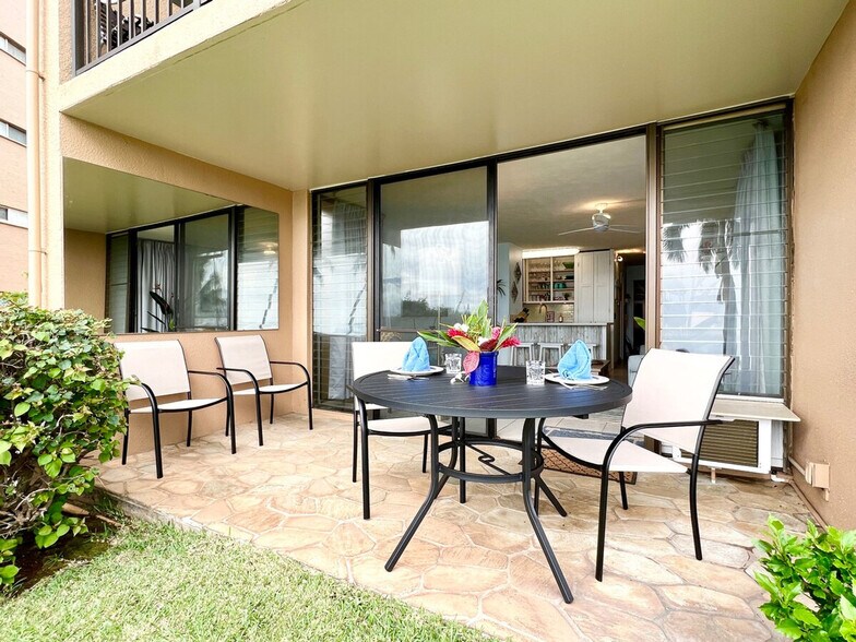 Building Photo - 190 Hauoli St