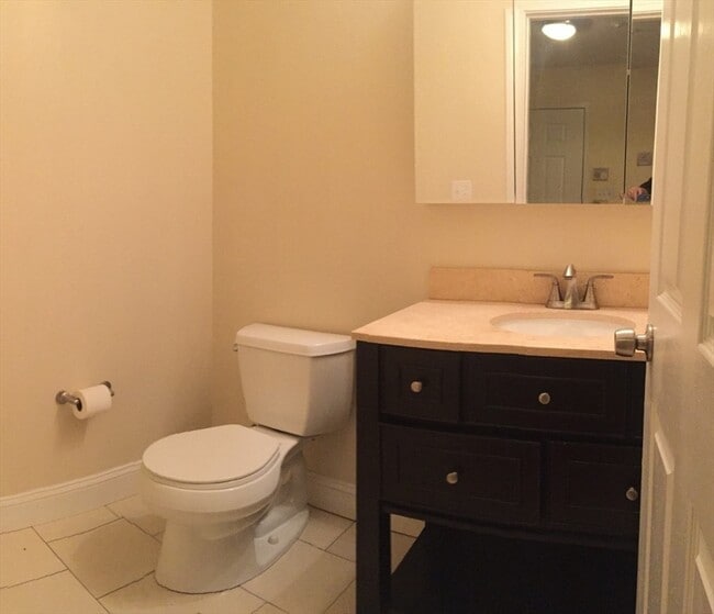 Building Photo - 66 St James St