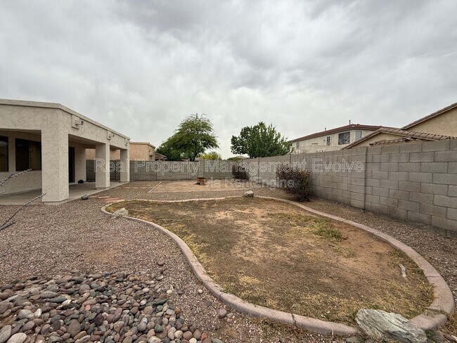 Building Photo - 8278 W Charter Oak Rd