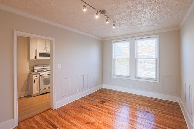 Building Photo - 6426 O'Donnell St