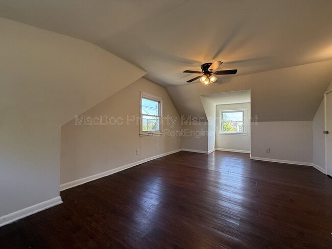 Building Photo - 1500 Airport Ave