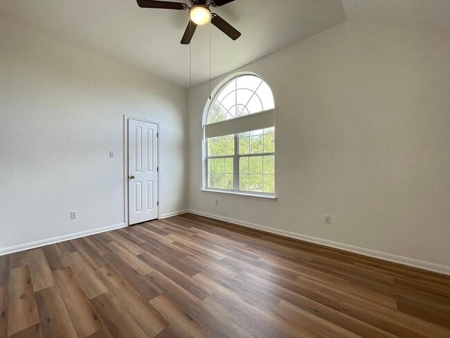 Building Photo - 9001 Wildwater Way
