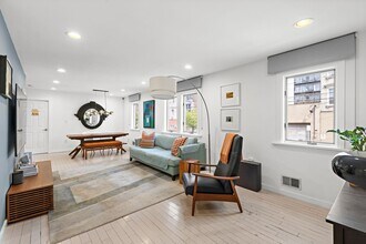 Building Photo - 450 2nd St