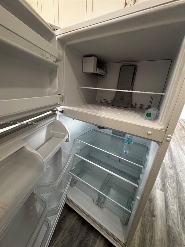 Building Photo - 2515 Polk St