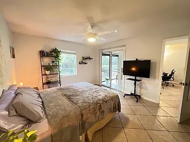 Building Photo - 5265 E Bay Dr