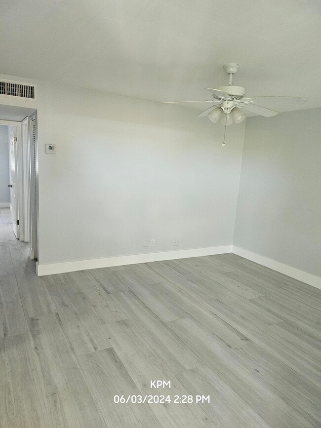 Building Photo - 340 NW 19th St