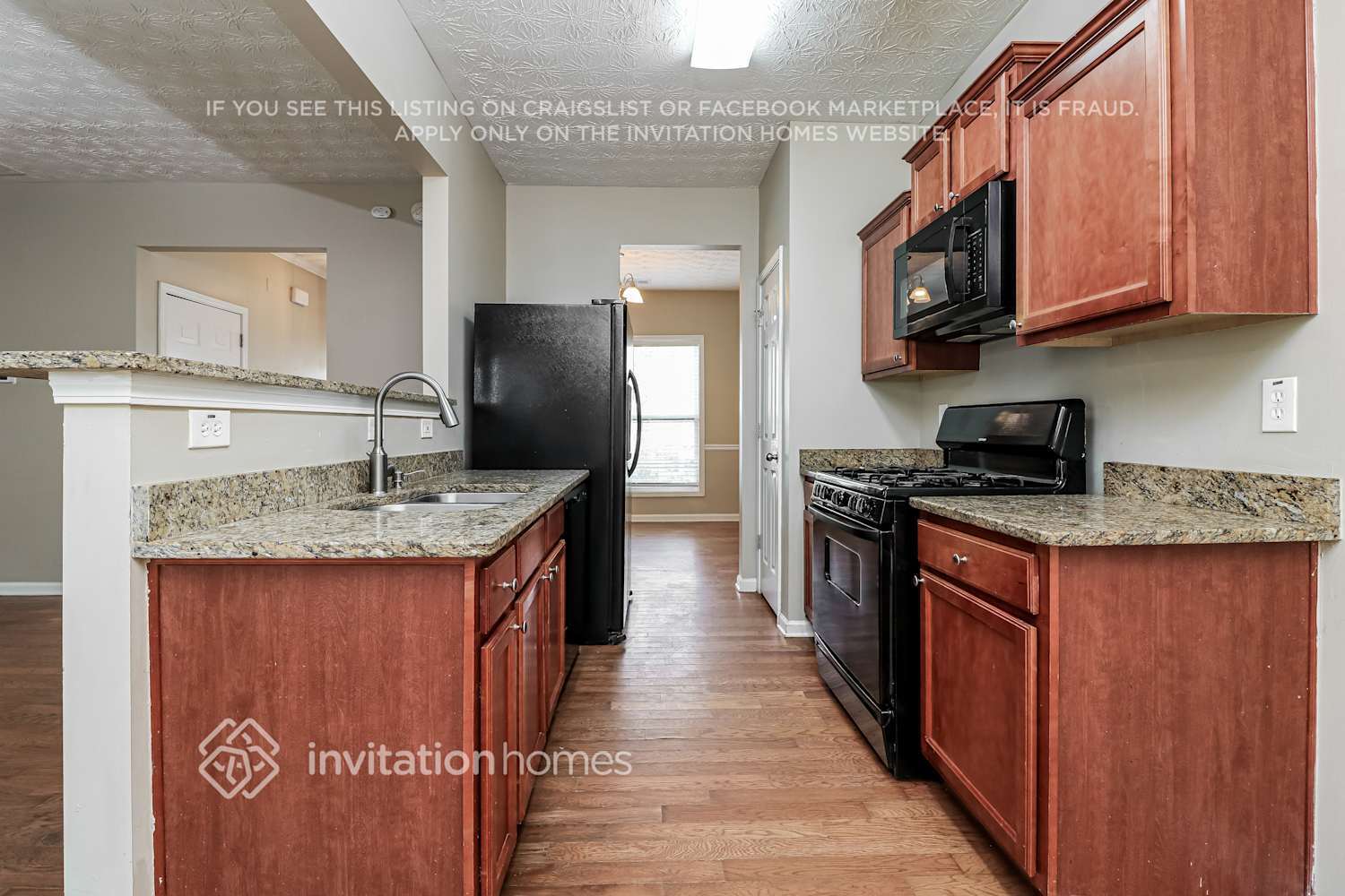 Building Photo - 721 Mountain Laurel Dr