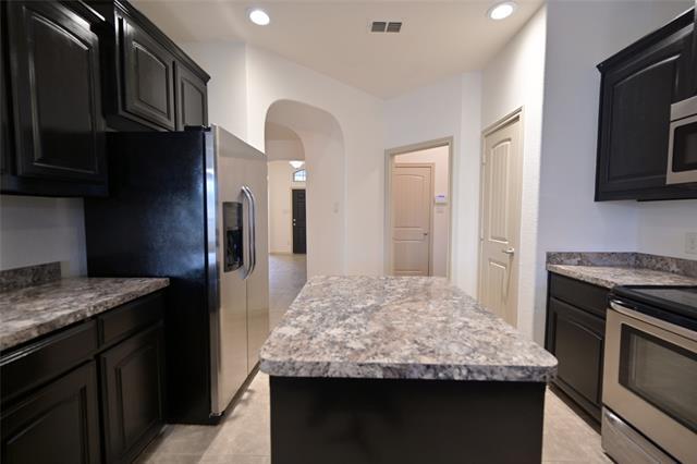 Building Photo - 2908 Bahar Dr