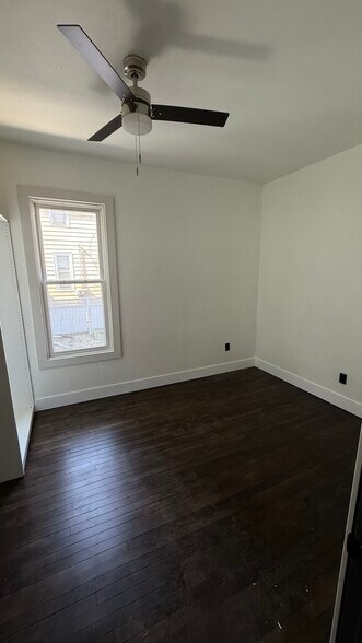 3rd bedroom - 2872 S Delaware Ave