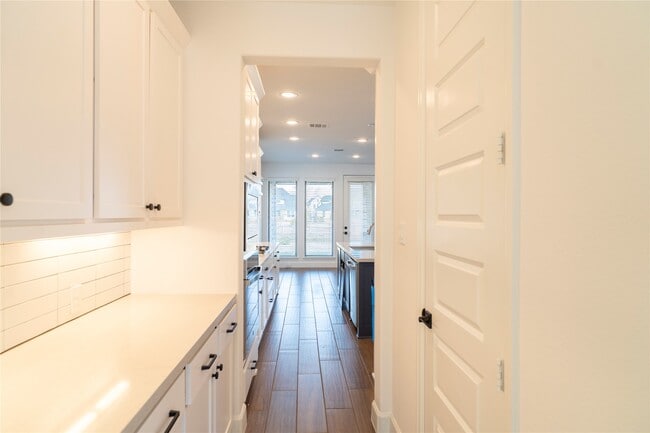 Building Photo - 29856 Smoky Ridge Rd